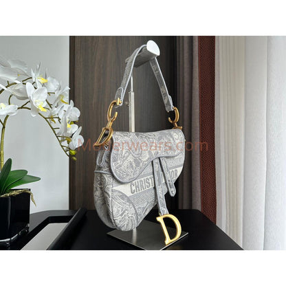 Chic & Stylish Bags