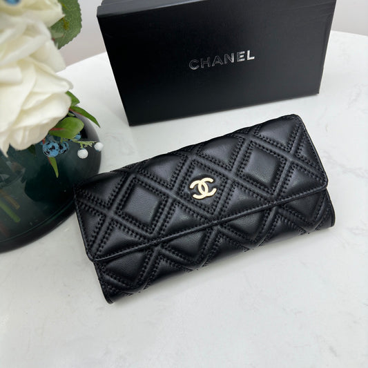 Chic & Stylish Bags