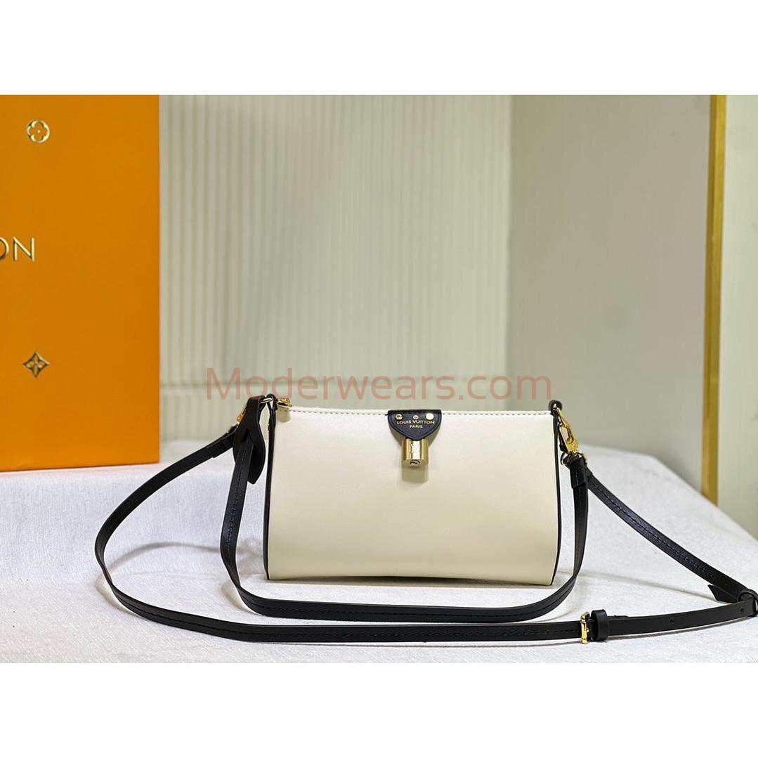 Chic & Stylish Bags