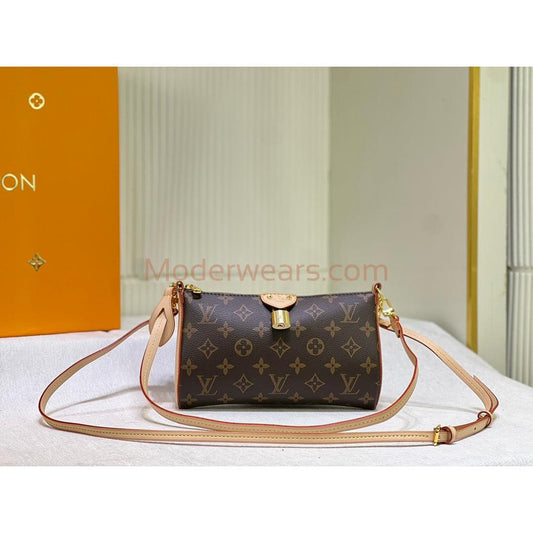 Chic & Stylish Bags