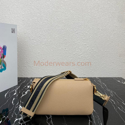 Chic & Stylish Bags