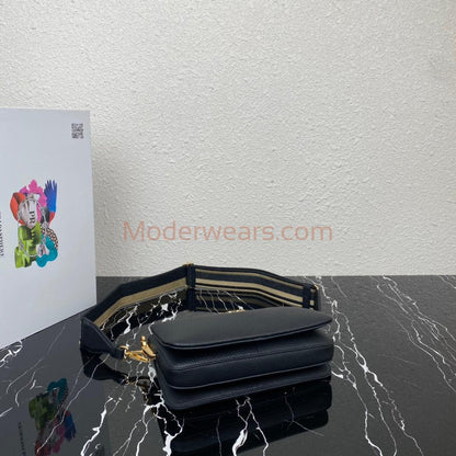 Chic & Stylish Bags