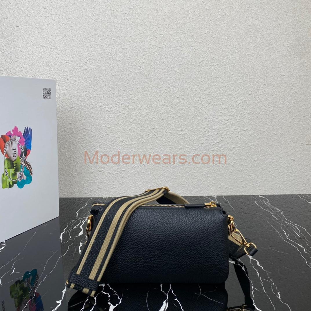 Chic & Stylish Bags