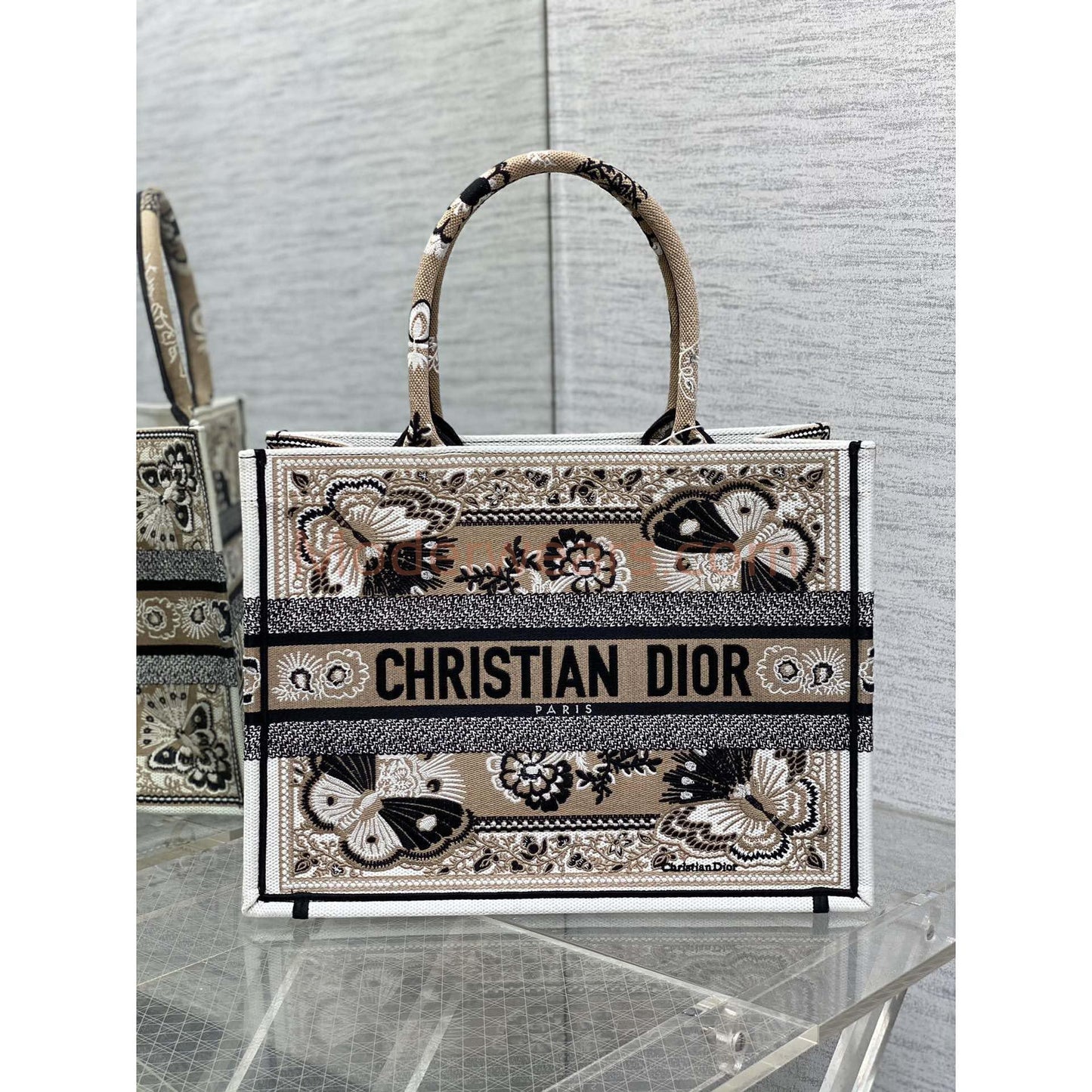 Chic & Stylish Bags