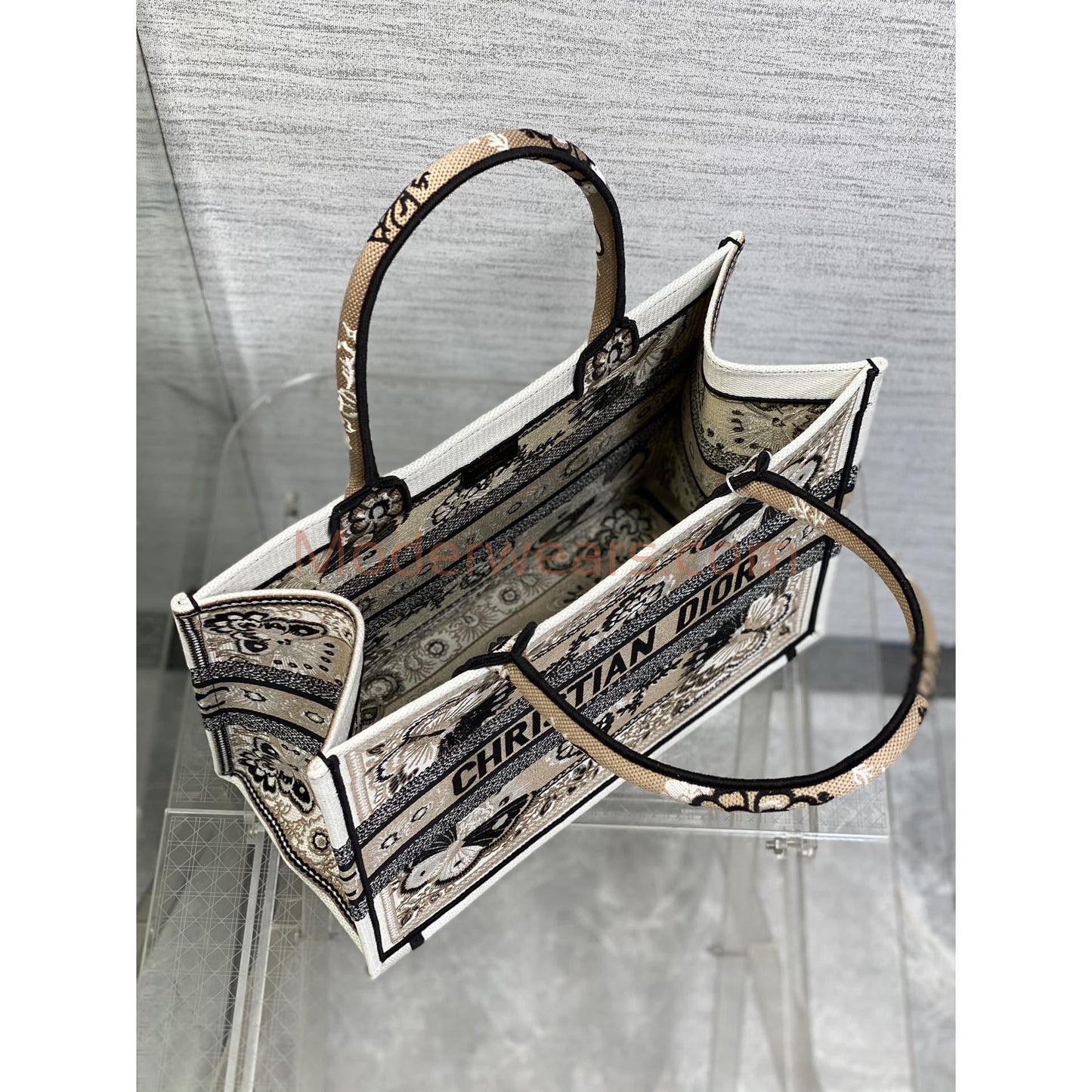 Chic & Stylish Bags