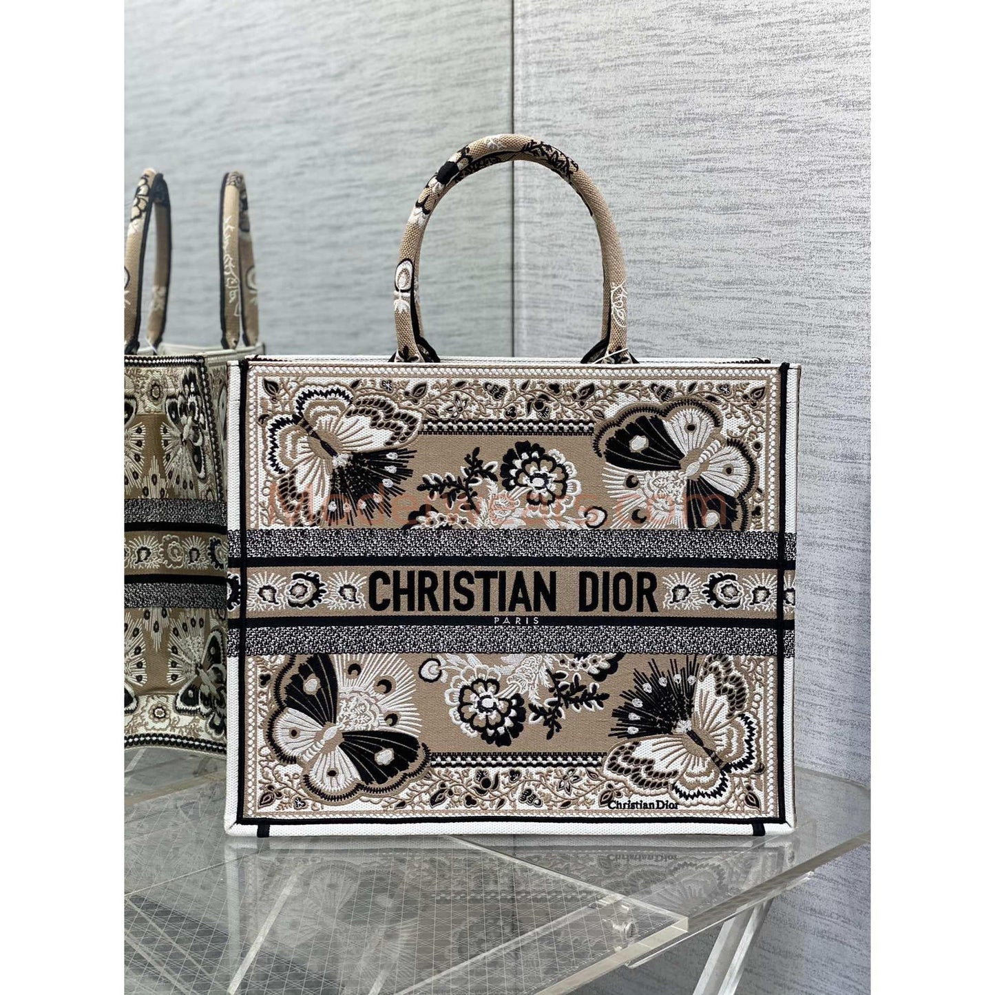 Chic & Stylish Bags