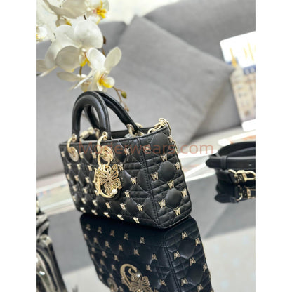 Chic & Stylish Bags