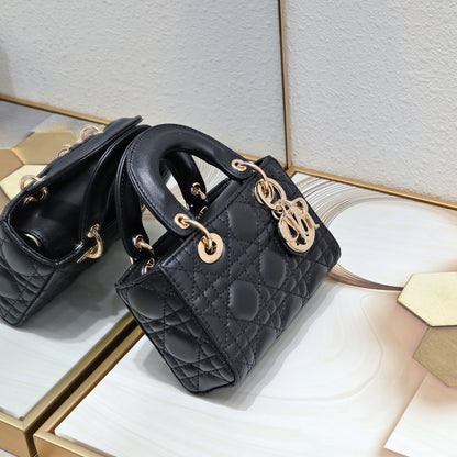 Chic & Stylish Bags