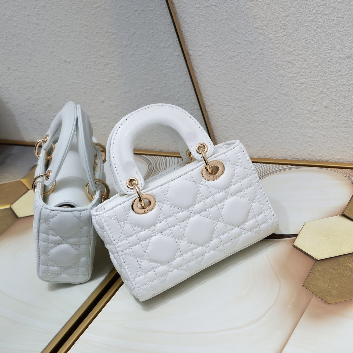 Chic & Stylish Bags