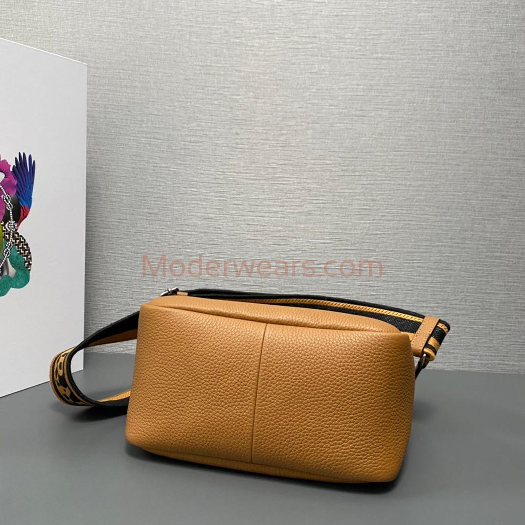 Chic & Stylish Bags