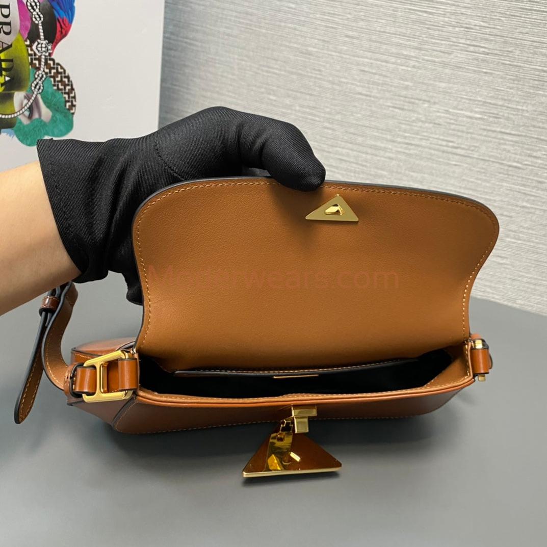 Chic & Stylish Bags
