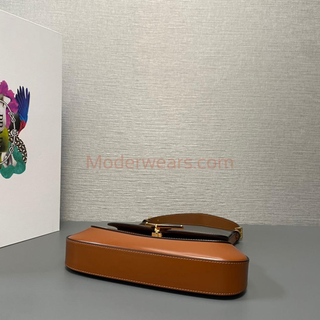 Chic & Stylish Bags