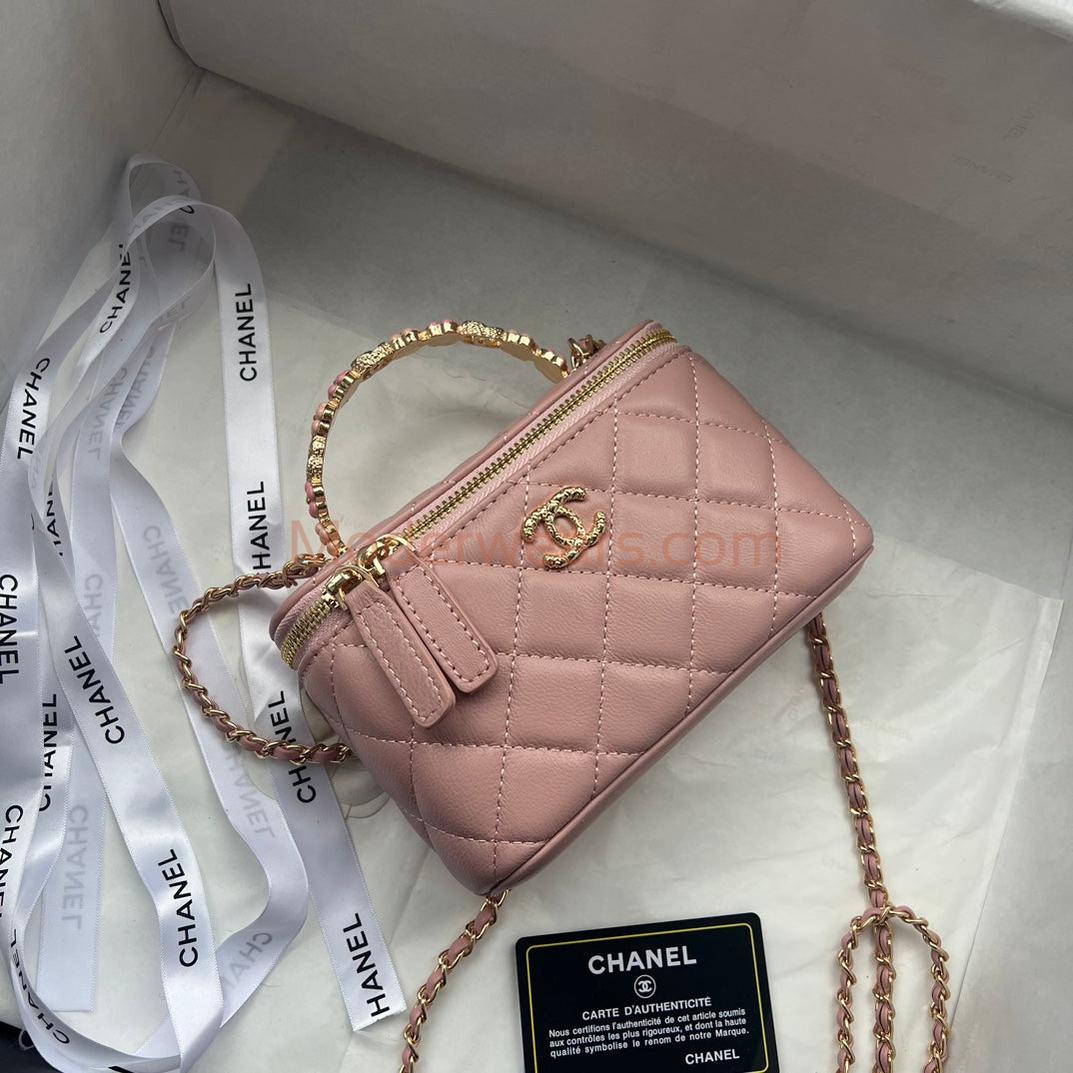 Chic & Stylish Bags