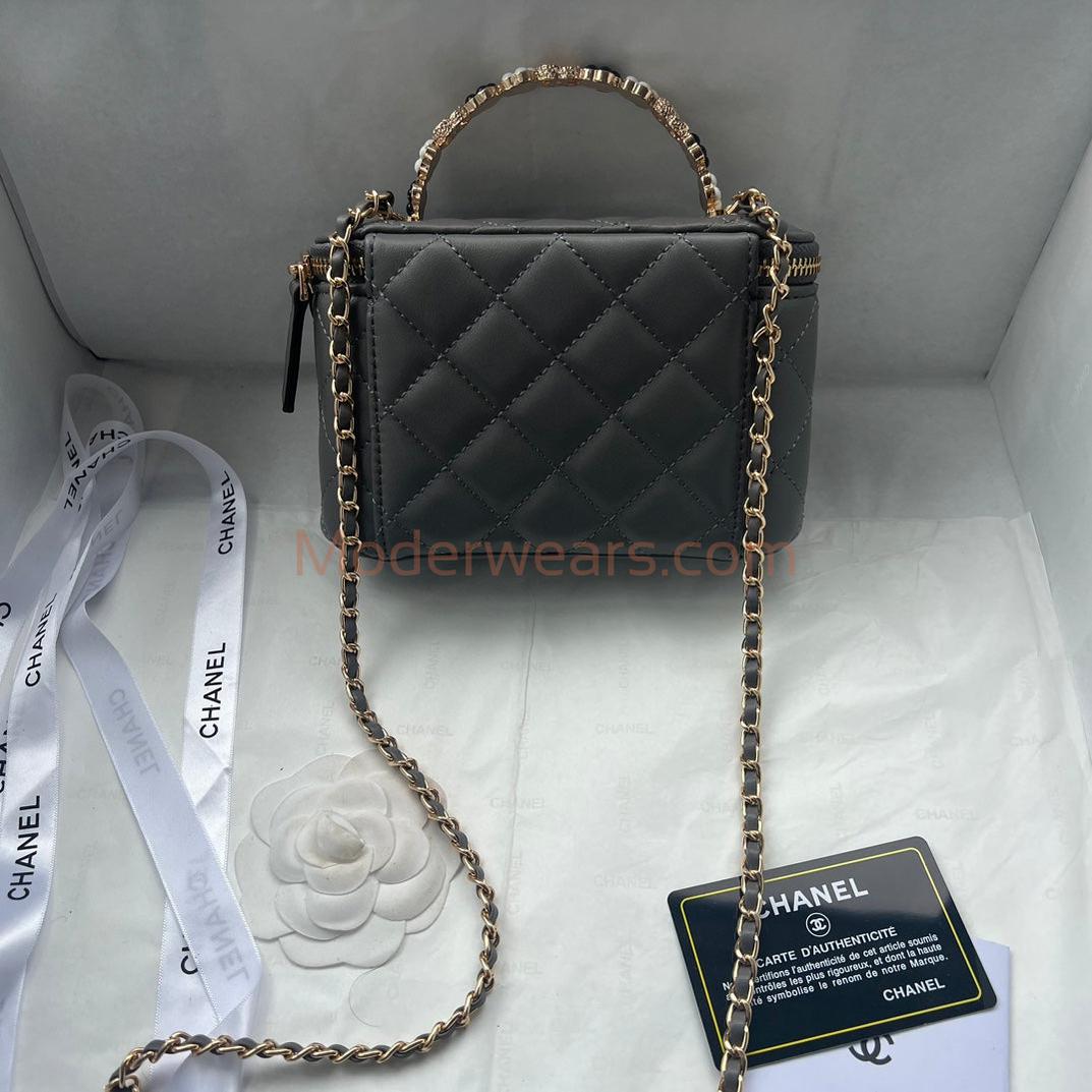 Chic & Stylish Bags