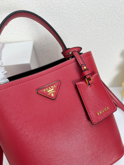 Chic & Stylish Bags