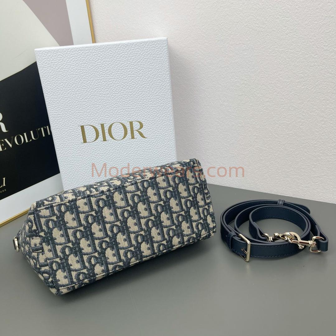 Chic & Stylish Bags