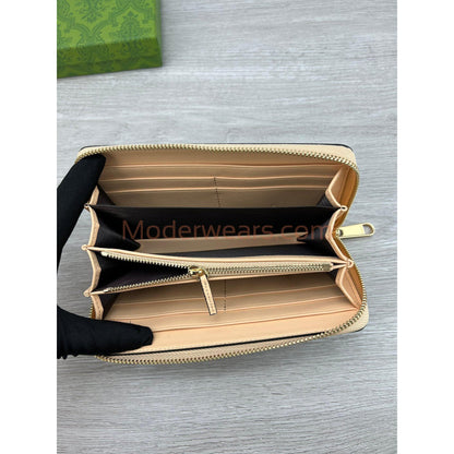 Chic & Stylish Bags