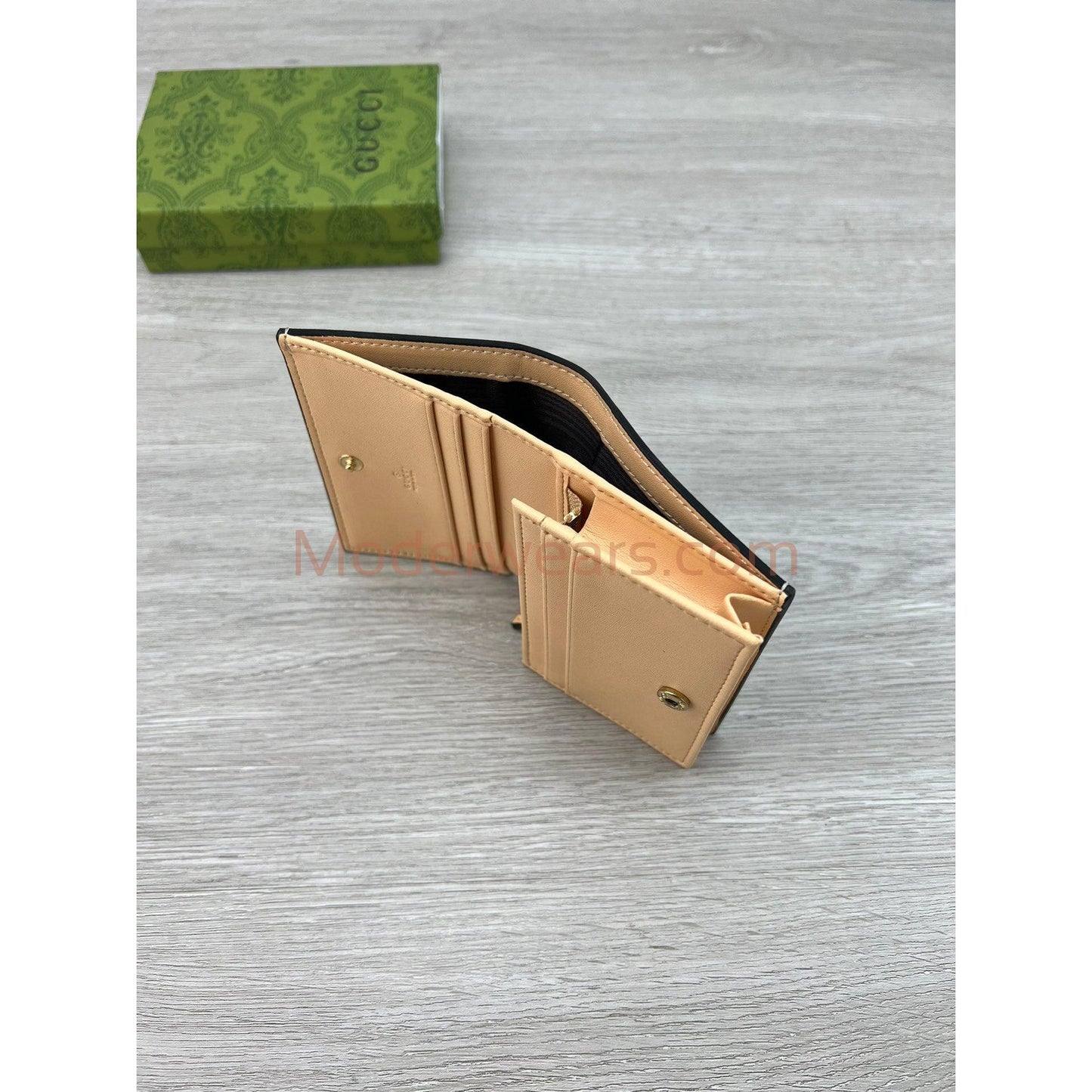 Chic & Stylish Bags