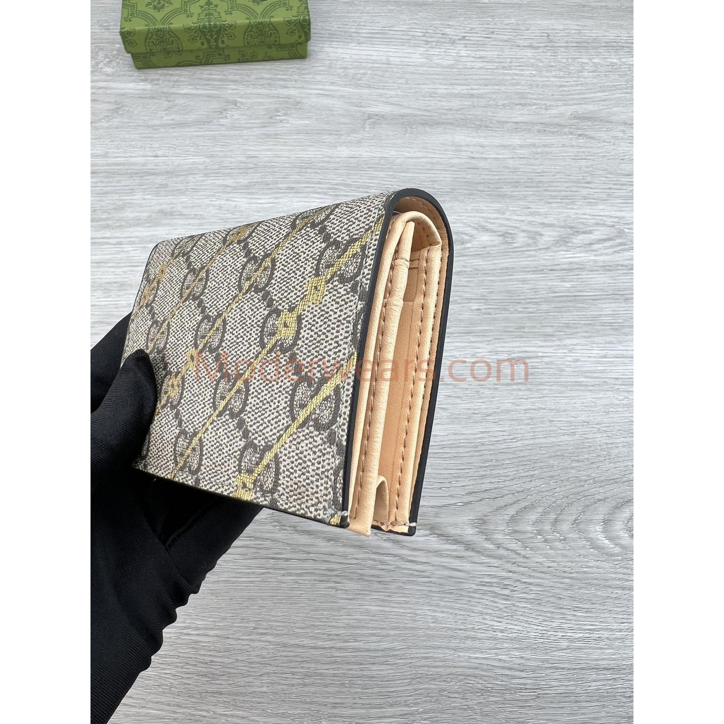 Chic & Stylish Bags