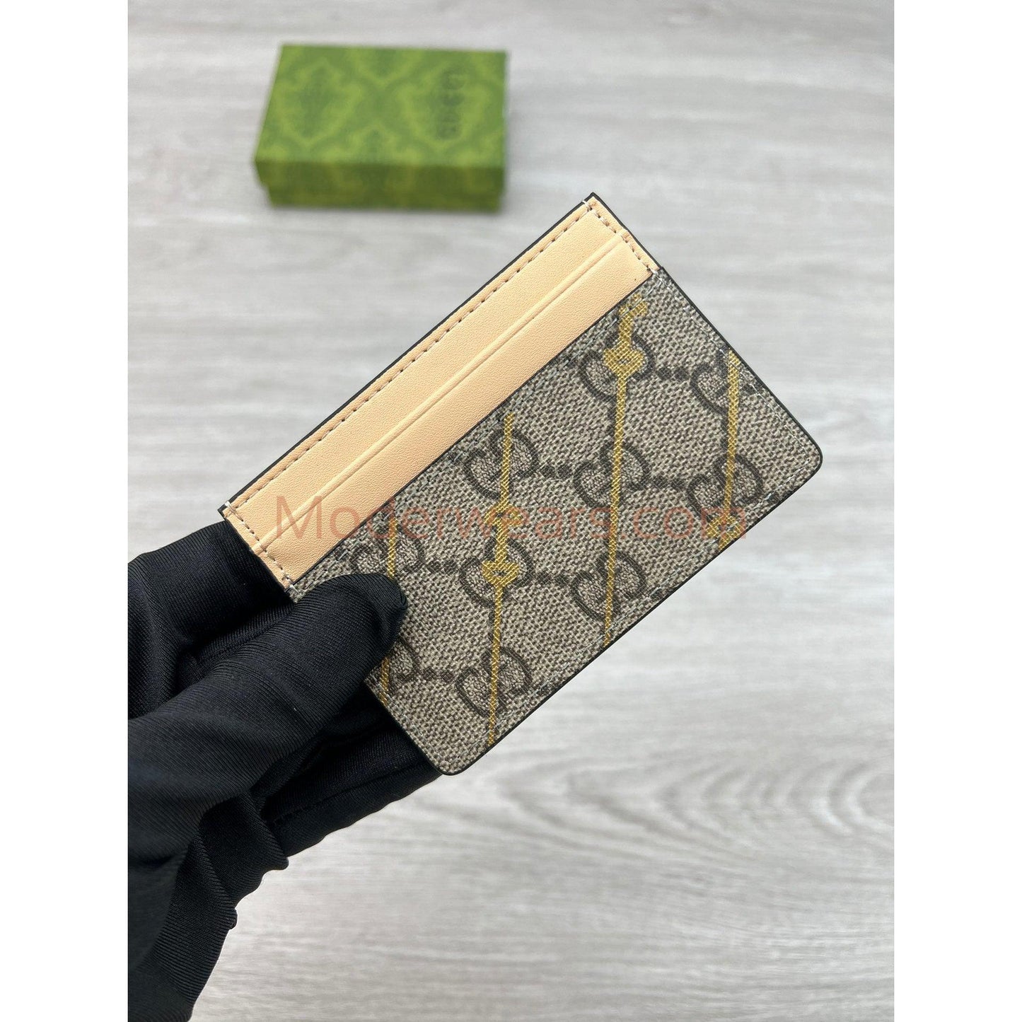 Chic & Stylish Bags