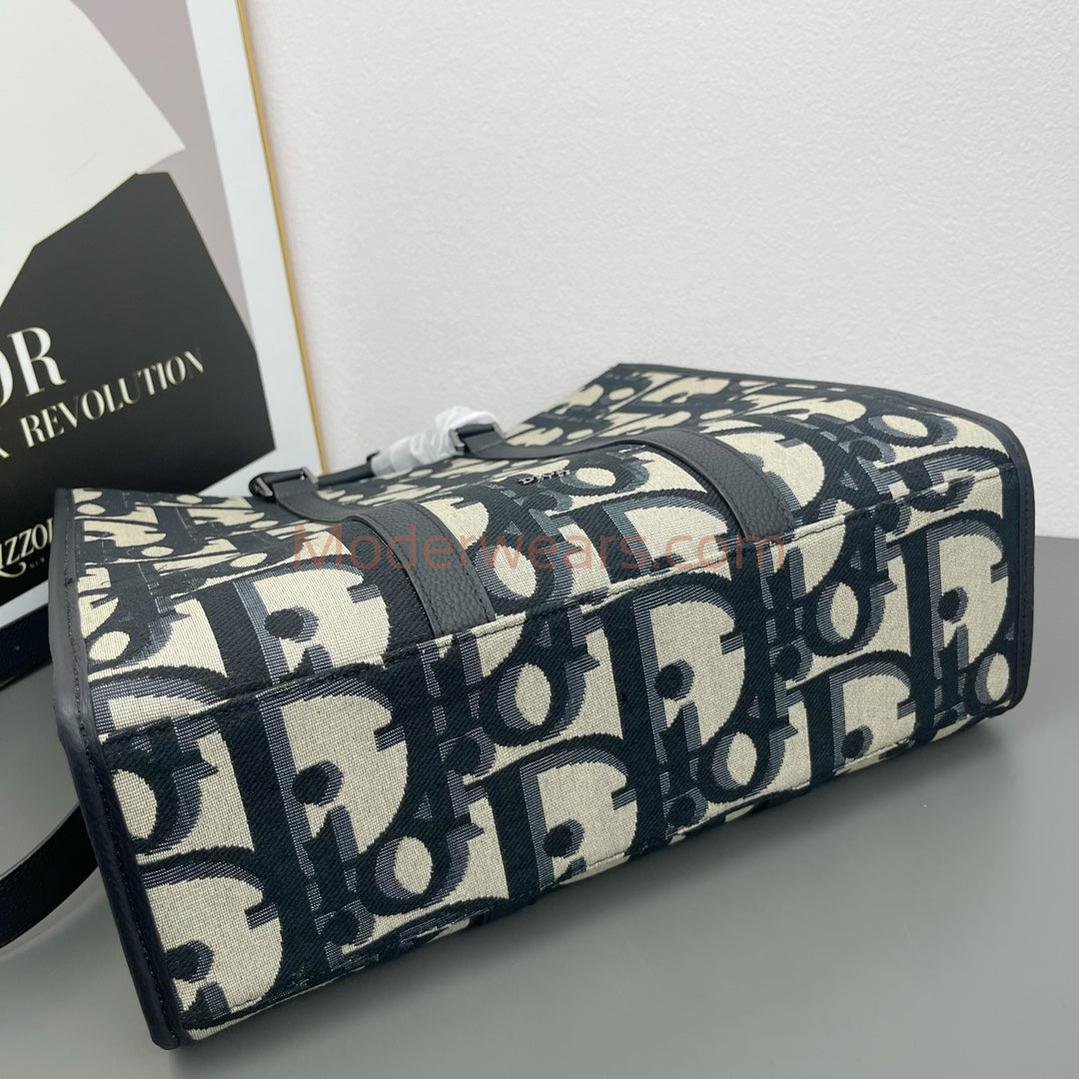 Chic & Stylish Bags