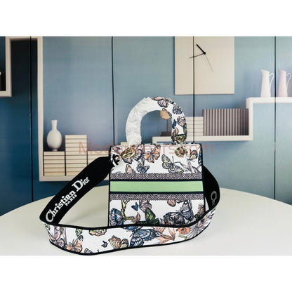 Chic & Stylish Bags