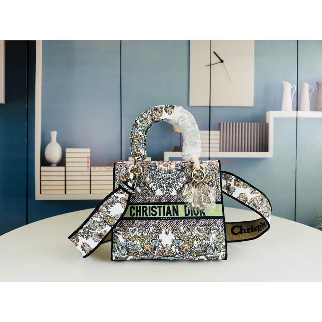 Chic & Stylish Bags