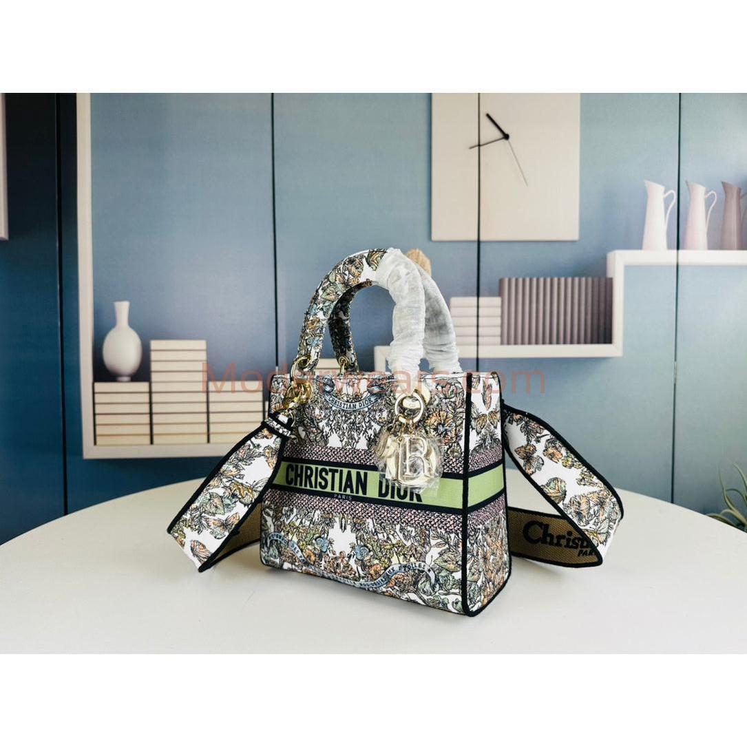 Chic & Stylish Bags