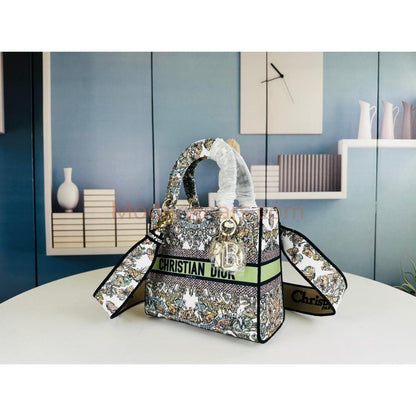 Chic & Stylish Bags