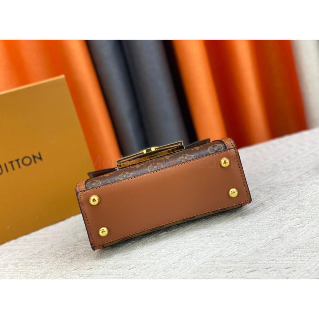 Chic & Stylish Bags