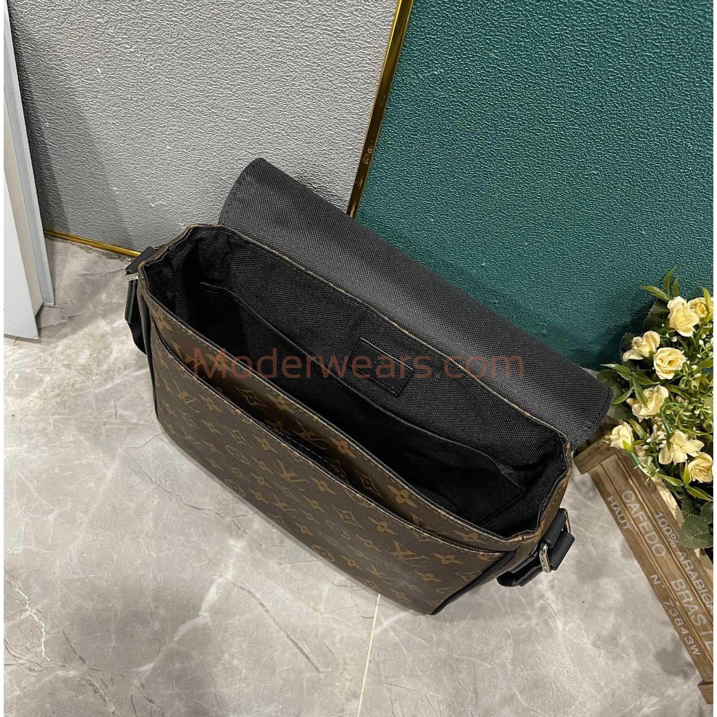 Chic & Stylish Bags
