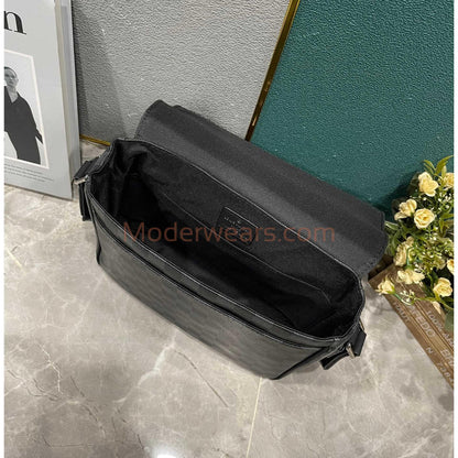 Chic & Stylish Bags