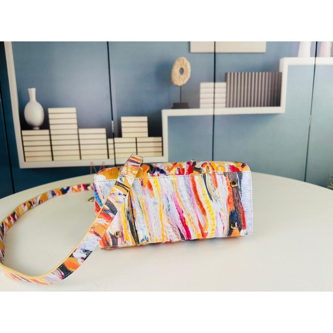 Chic & Stylish Bags
