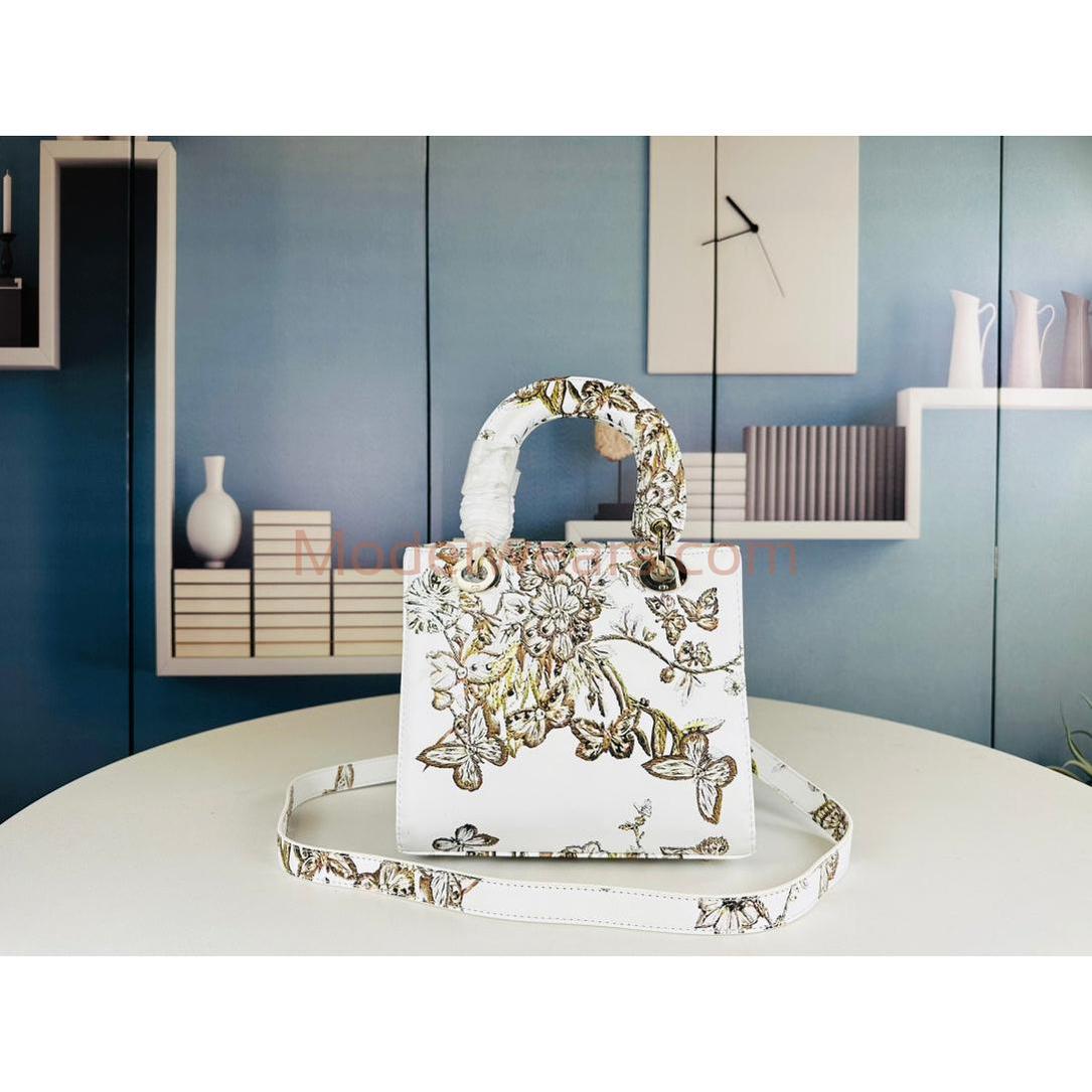 Chic & Stylish Bags