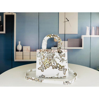 Chic & Stylish Bags