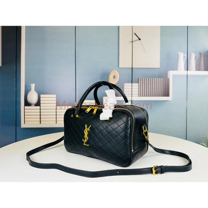 Chic & Stylish Bags