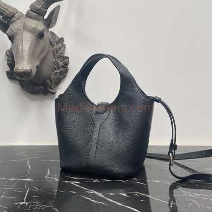 Chic & Stylish Bags
