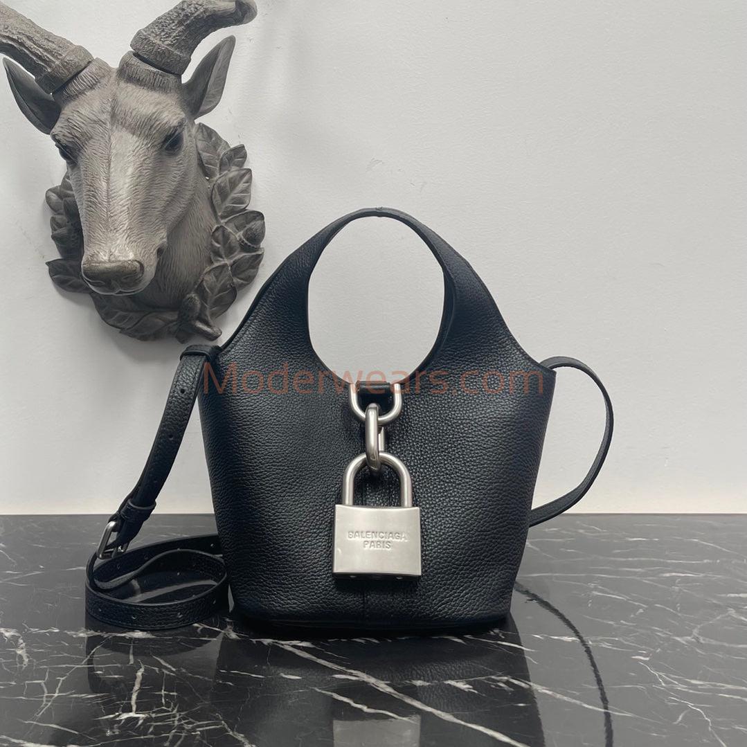 Chic & Stylish Bags
