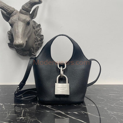 Chic & Stylish Bags