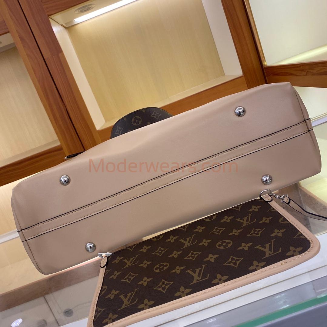 Chic & Stylish Bags