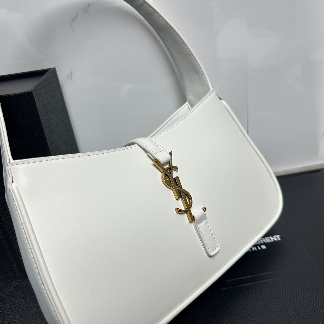 Chic & Stylish Bags