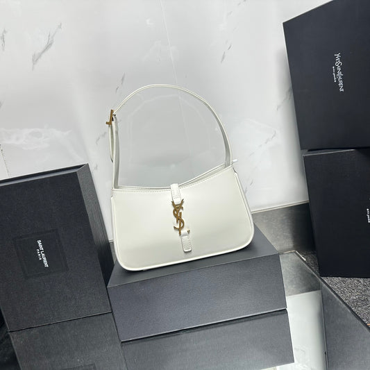 Chic & Stylish Bags
