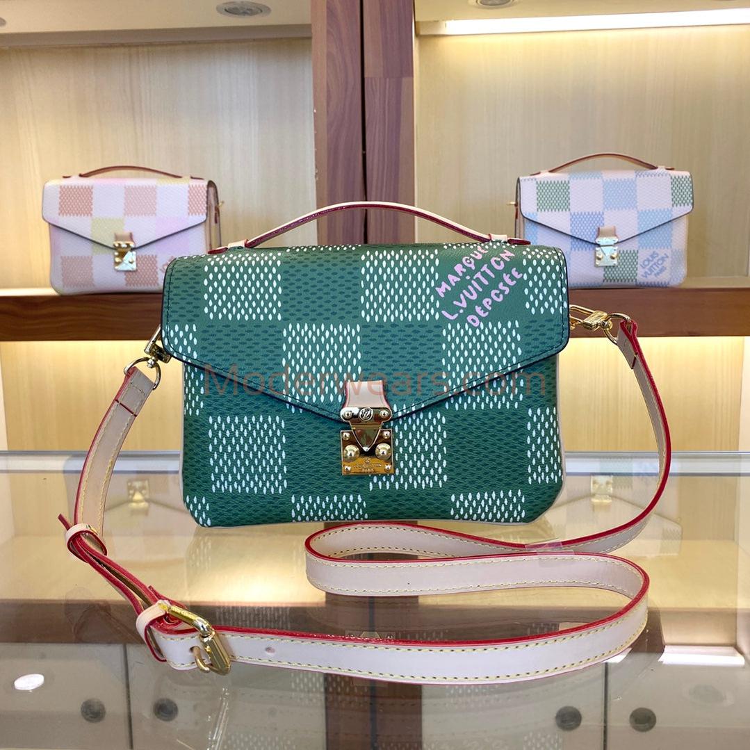Chic & Stylish Bags