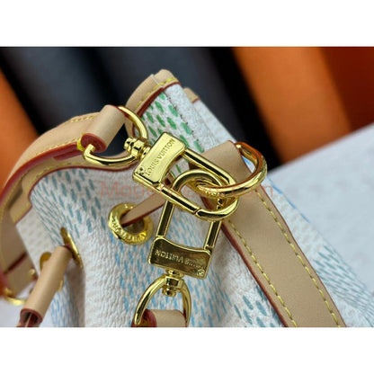 Chic & Stylish Bags