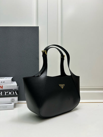 Chic & Stylish Bags