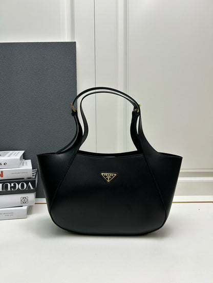 Chic & Stylish Bags