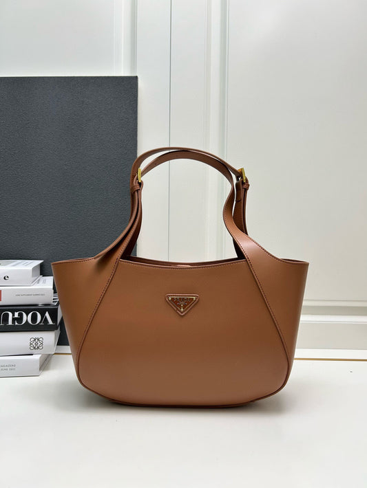Chic & Stylish Bags