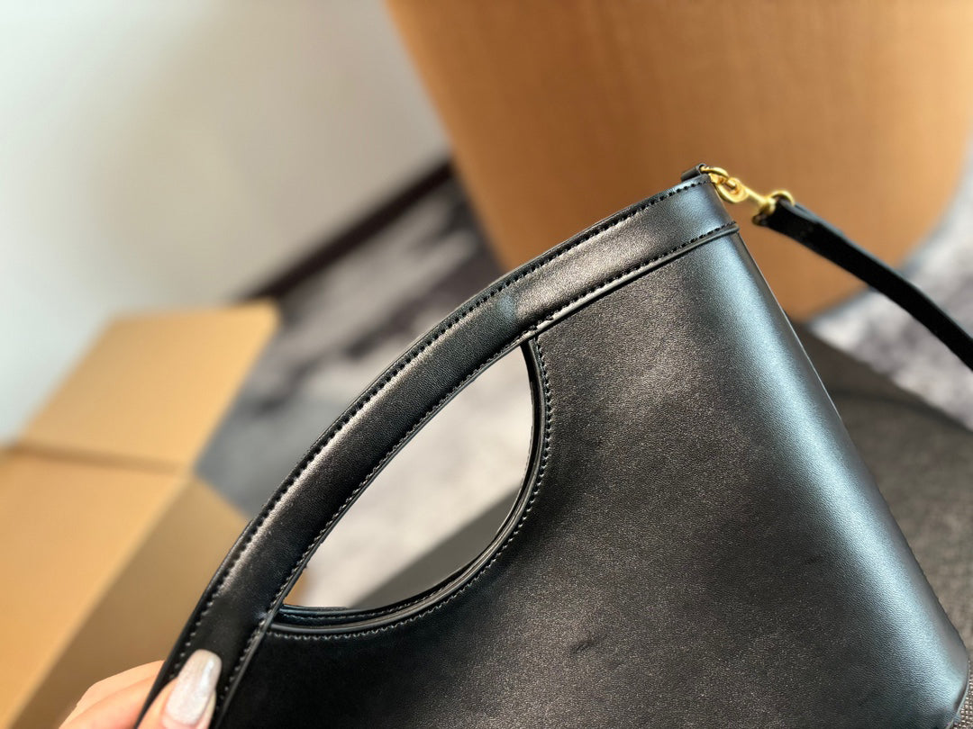 Chic & Stylish Bags