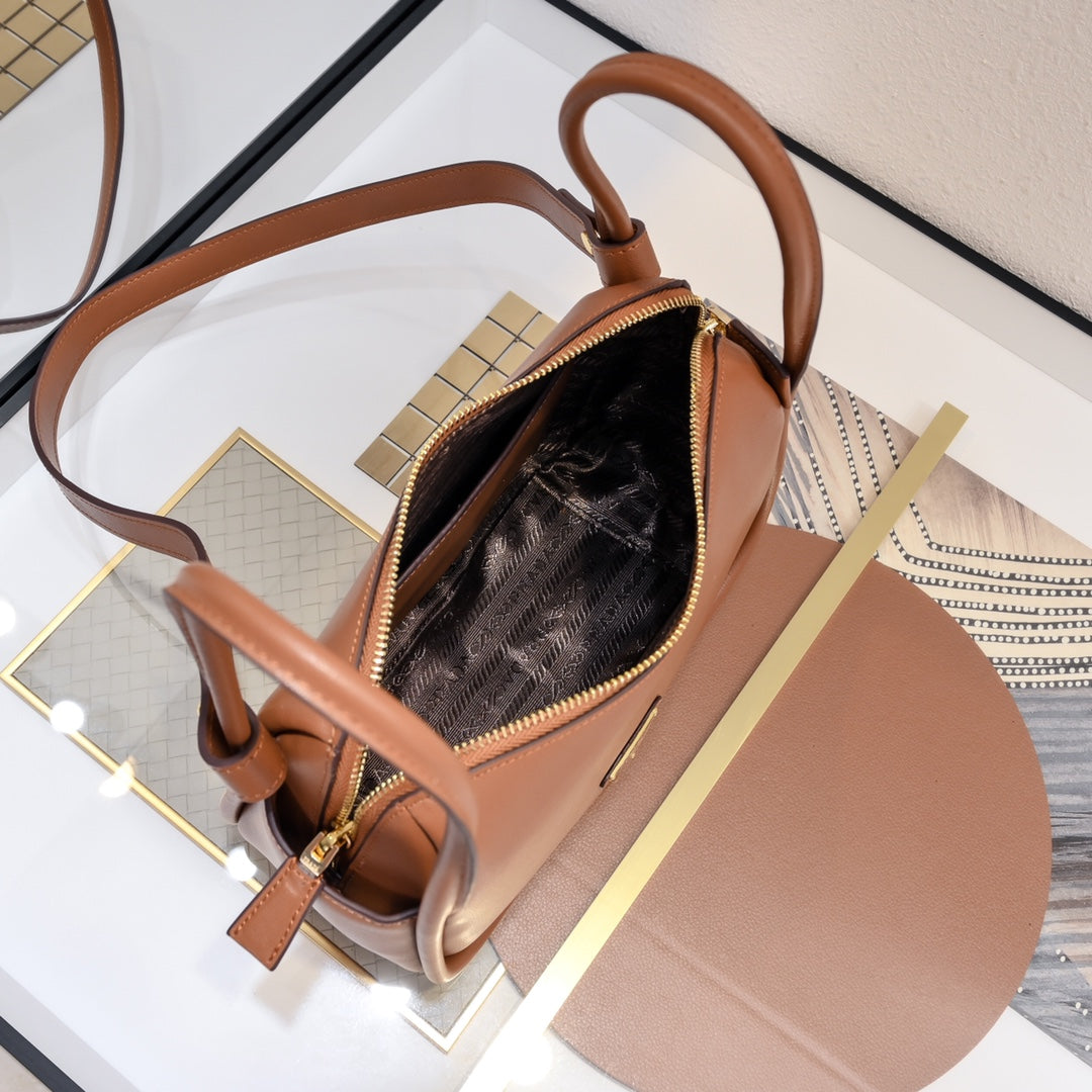 Chic & Stylish Bags