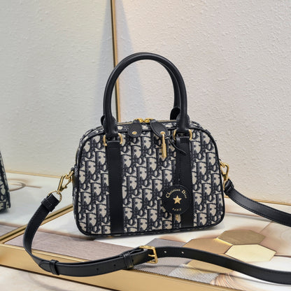 Chic & Stylish Bags